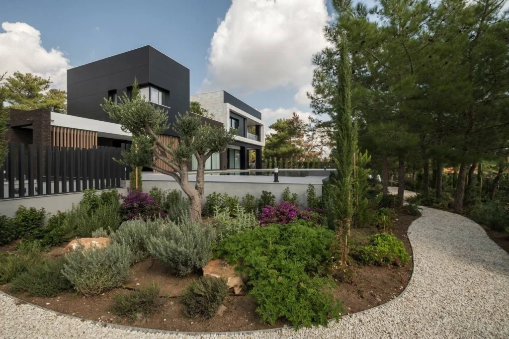 6+ Bedroom House for Sale in Souni, Limassol District