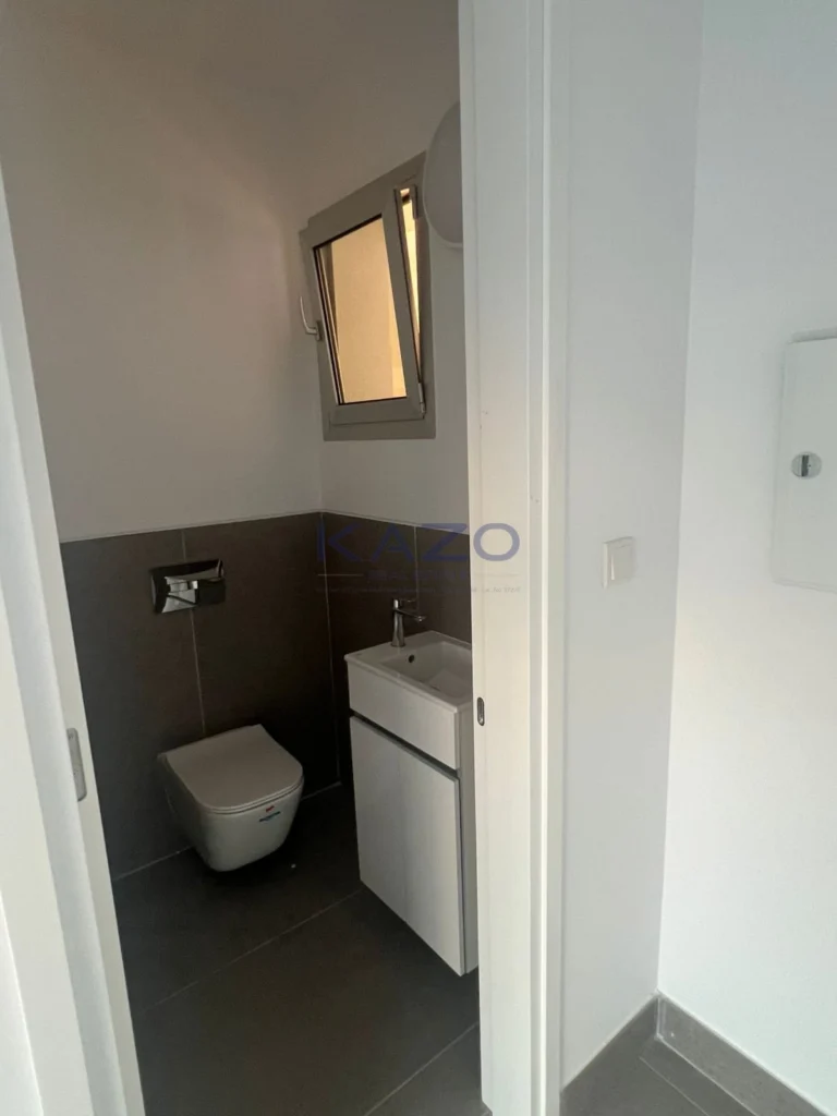 35m² Commercial for Rent in Limassol District