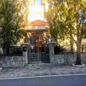4 Bedroom House for Sale in Trimiklini, Limassol District