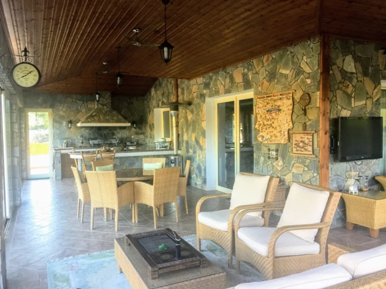 4 Bedroom House for Sale in Trimiklini, Limassol District