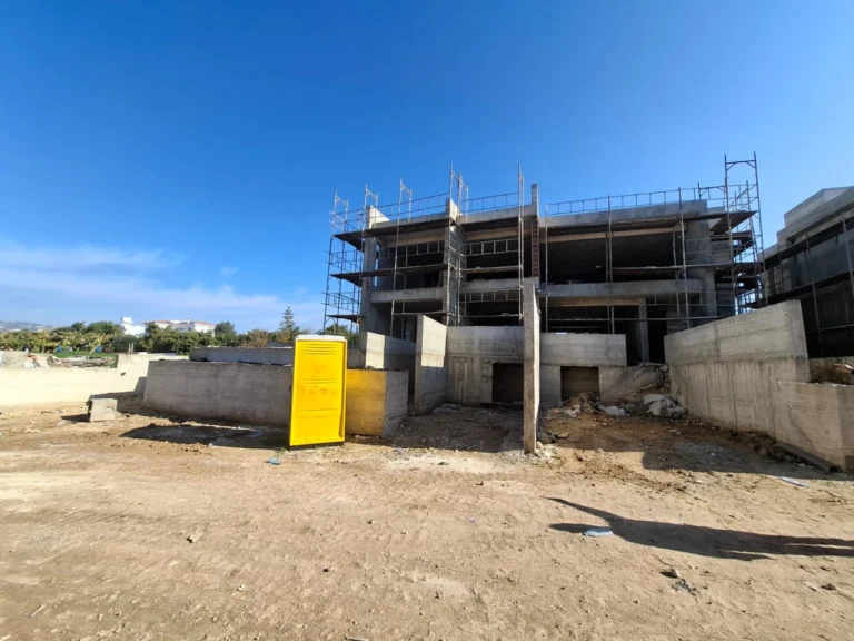 4 Bedroom House for Sale in Kissonerga, Paphos District