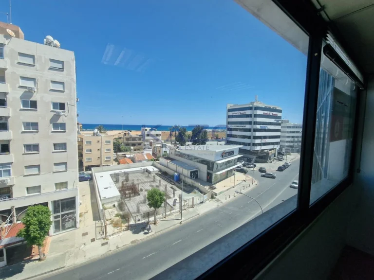 324m² Office for Rent in Larnaca – Chrysopolitissa