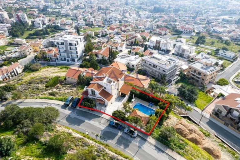 453m² House for Sale in Limassol – Agia Fyla