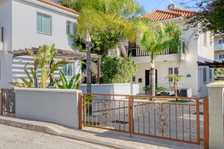 2 Bedroom House for Sale in Pernera, Famagusta District