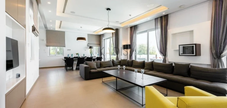 5 Bedroom House for Sale in Famagusta – Agia Napa