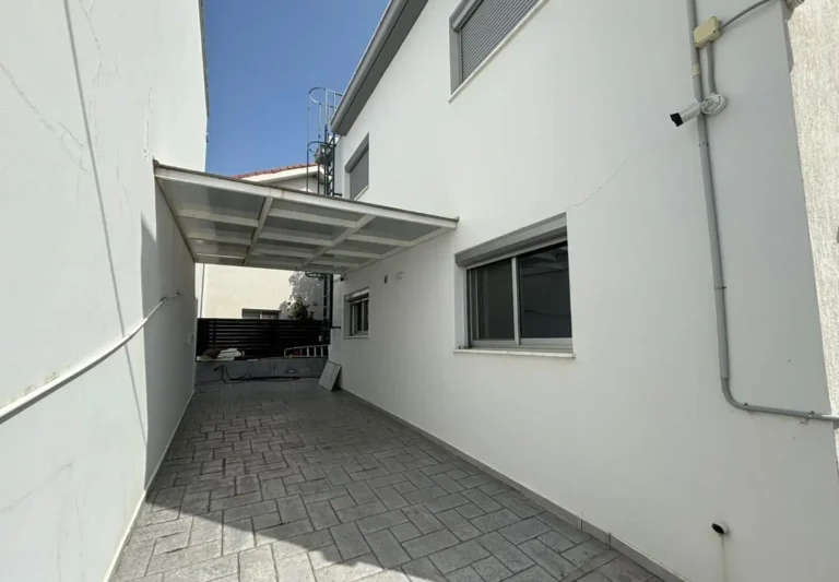 3 Bedroom House for Rent in Parekklisia, Limassol District