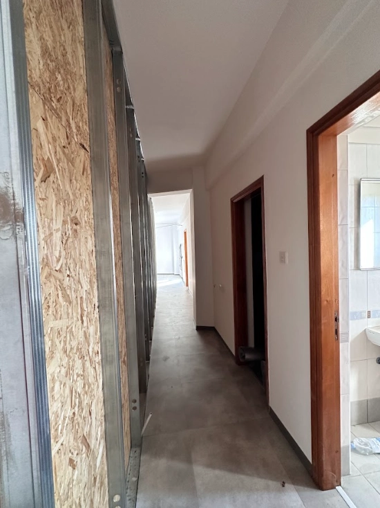 Γραφείο 290m² προς ενοικίαση στη Γερμασόγεια, Επαρχία Λεμεσού