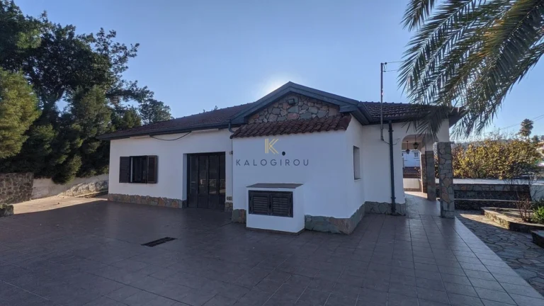 3 Bedroom House for Sale in Lythrodontas, Nicosia District