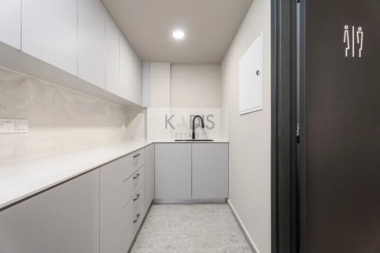 Γραφείο 600m² προς ενοικίαση στην Επαρχία Λεμεσού