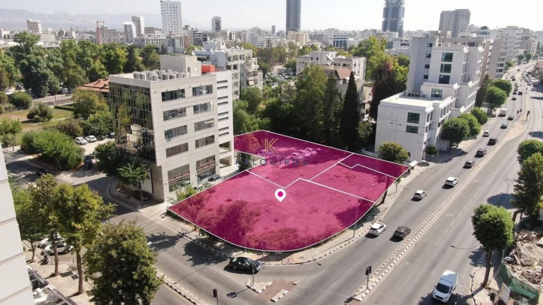 2,126m² Plot for Sale in Agioi Omologites, Nicosia District