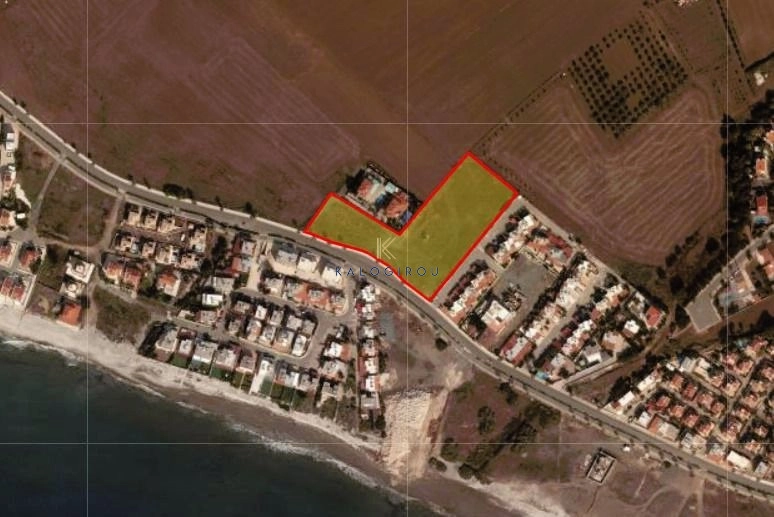 7,362m² Plot for Sale in Pervolia Larnacas