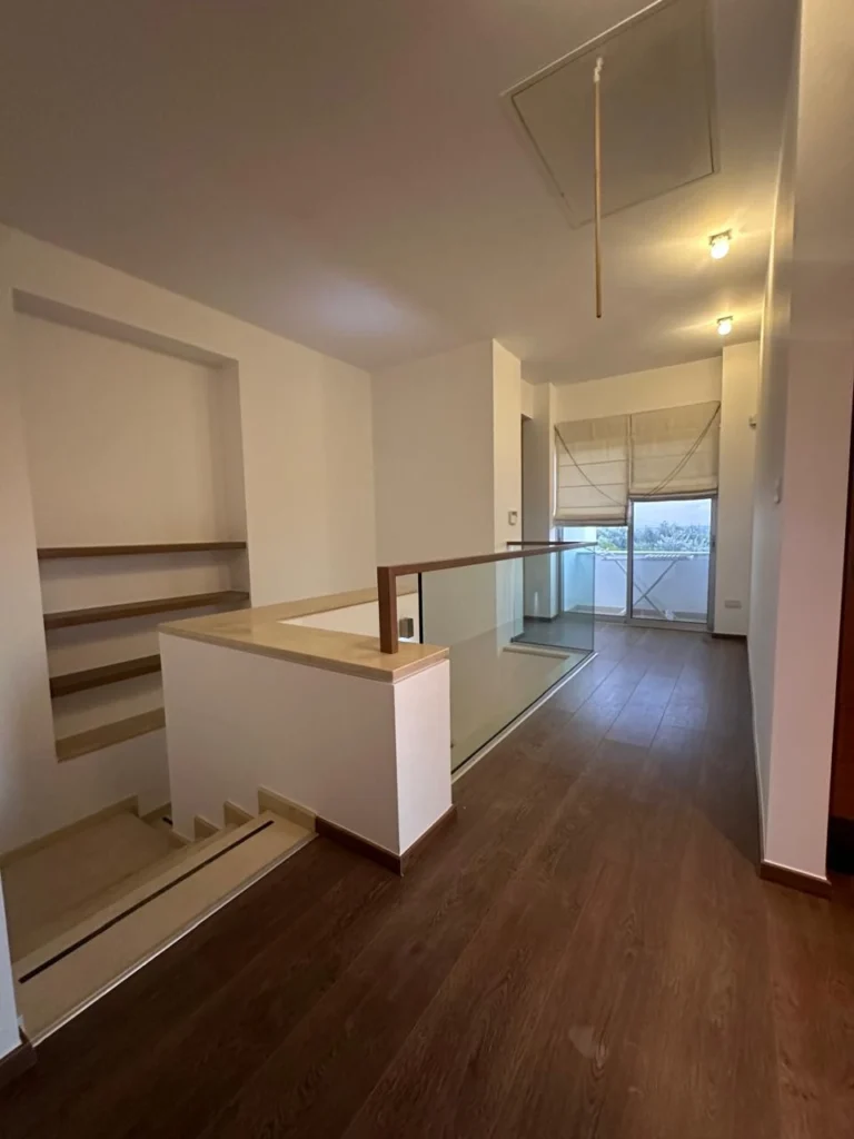 5 Bedroom House for Sale in Ypsonas, Limassol District