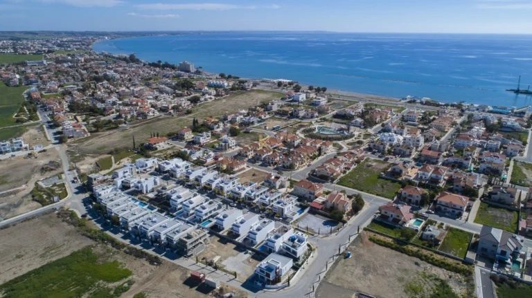 4 Bedroom House for Sale in Dhekelia, Larnaca District