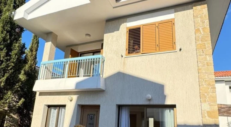 Cheap Houses and Villas for Sale Paphos up to 400000 euro