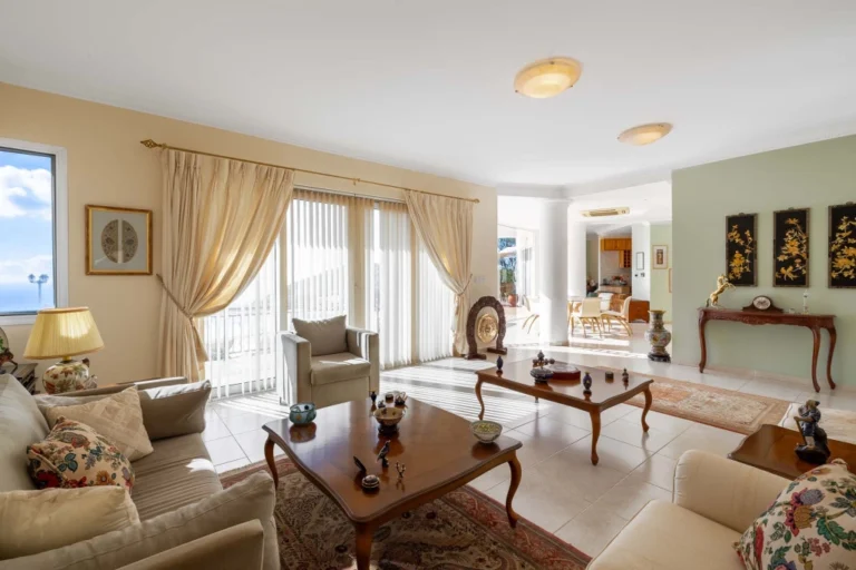 4 Bedroom House for Sale in Pegeia, Paphos District