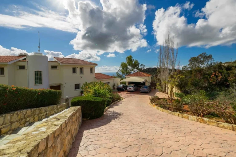4 Bedroom House for Sale in Pegeia, Paphos District