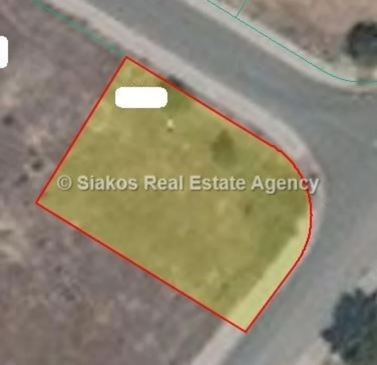 620m² Plot for Sale