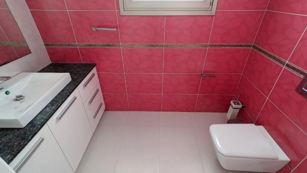 5 Bedroom House for Sale in Aglantzia, Nicosia District