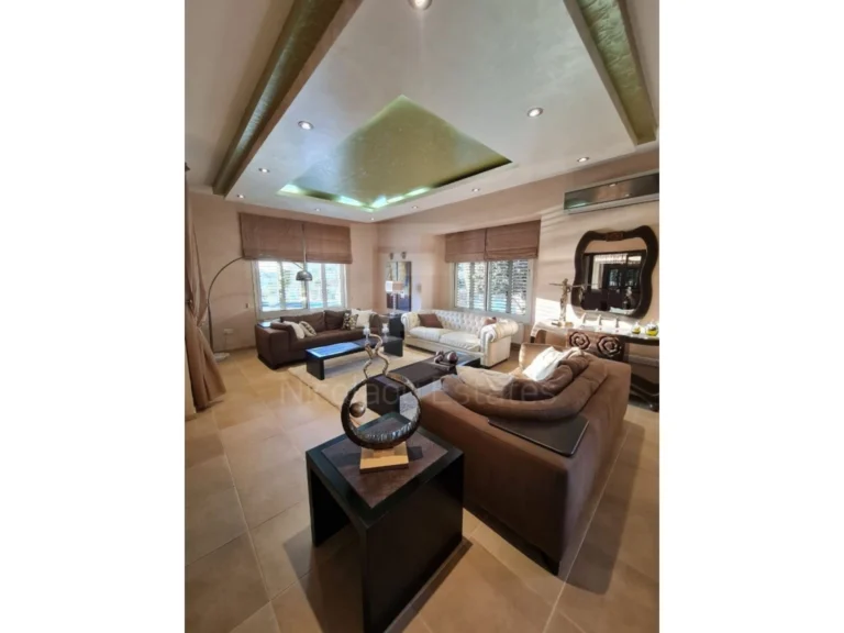 6+ Bedroom House for Sale in Konia, Paphos District