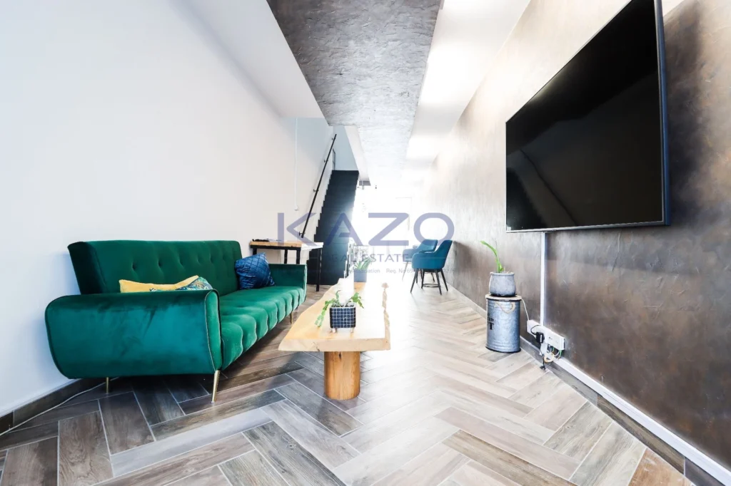 220m² Office for Rent in Limassol District