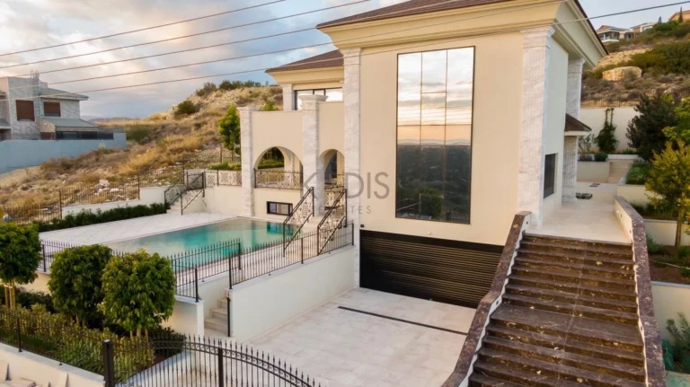 5 Bedroom House for Sale in Limassol – Panthea