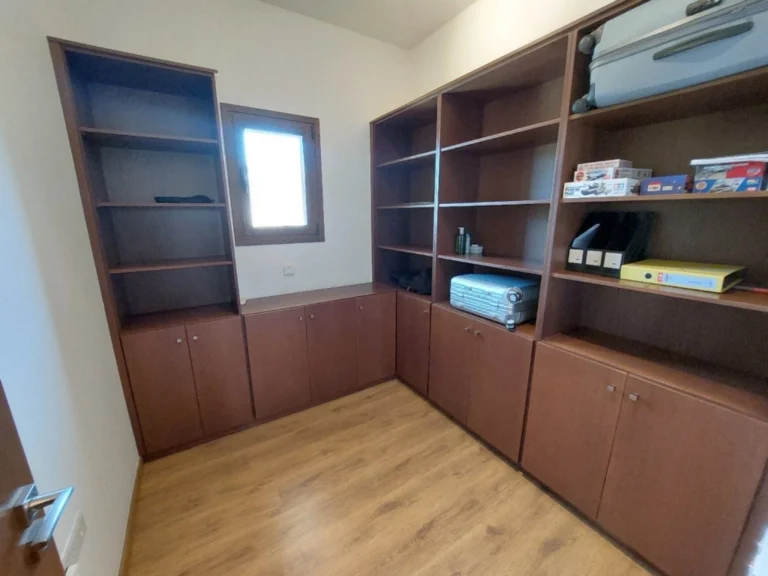 4 Bedroom House for Sale in Palodeia, Limassol District