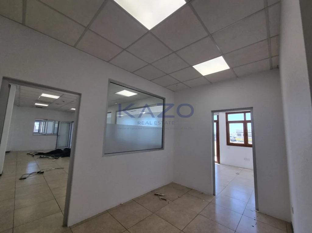 252m² Office for Rent in Limassol – Linopetra