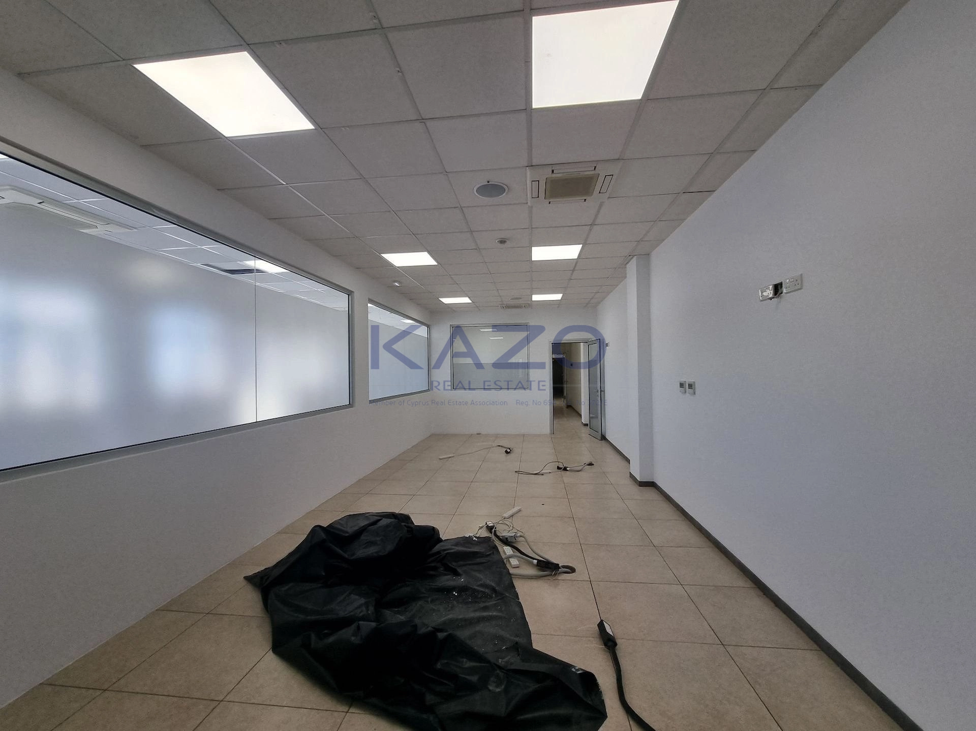 685m² Office for Rent in Limassol – Linopetra