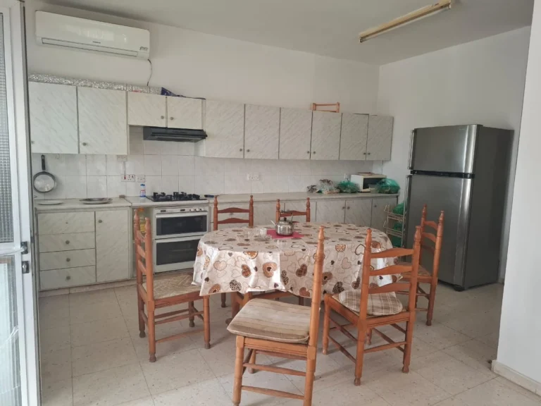 303m² Building for Sale in Paphos – Emba