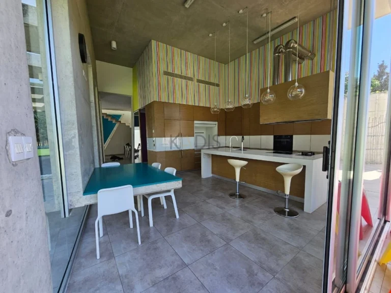 Cheap Houses and Villas for Sale Nicosia up to 700000 euro