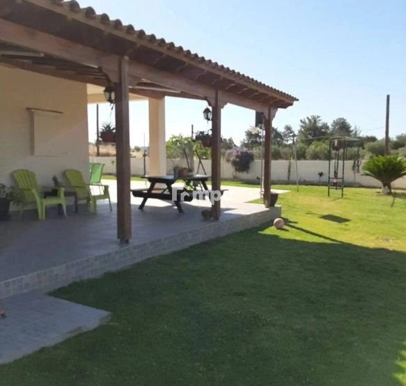 4 Bedroom House for Rent in Mathiatis, Nicosia District