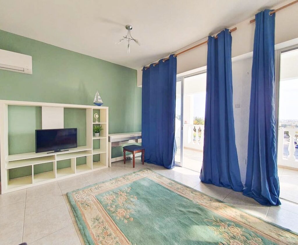 2 Bedroom Apartment for Sale in Paphos – Moutallos