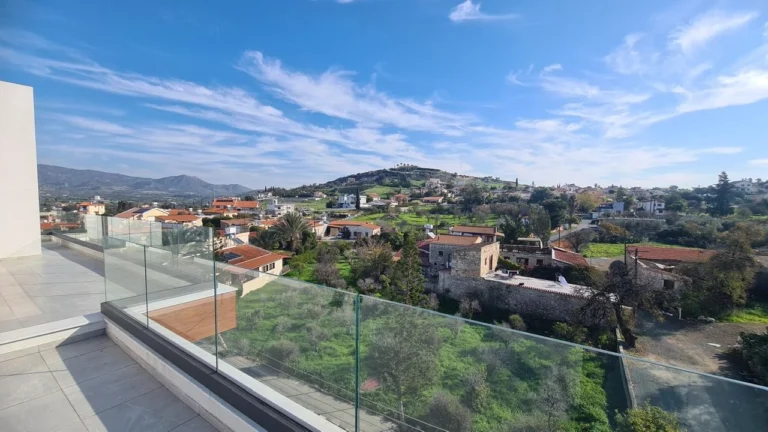 3 Bedroom Apartment for Sale in Parekklisia, Limassol District