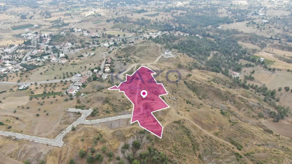 4,808m² Plot for Sale in Mathiatis, Nicosia District