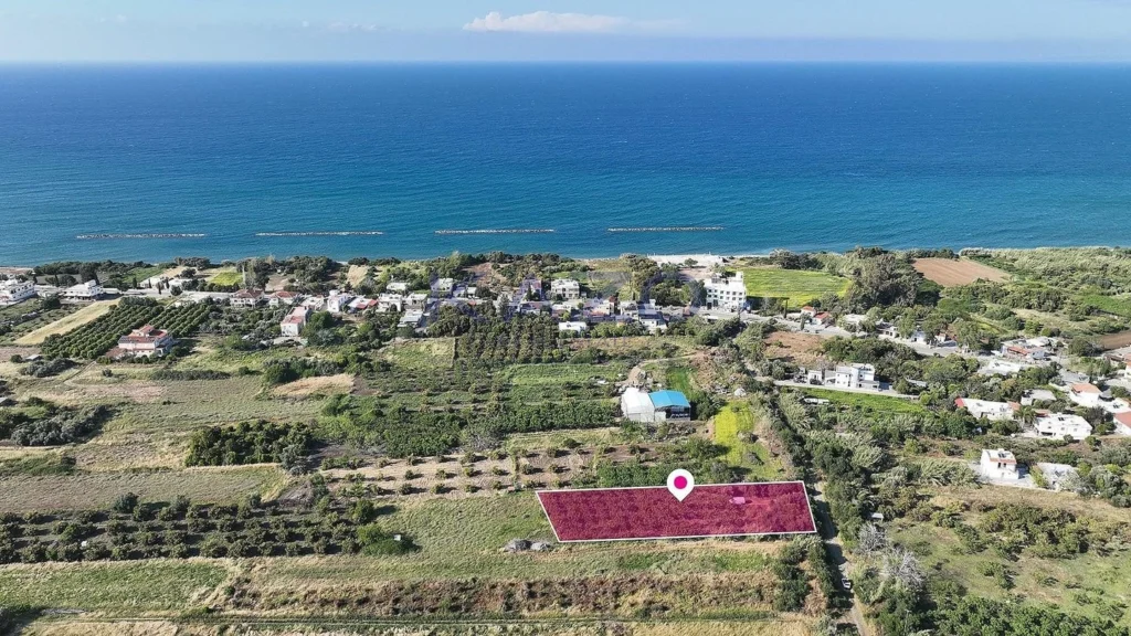 2,518m² Plot for Sale in Kato Pyrgos, Nicosia District