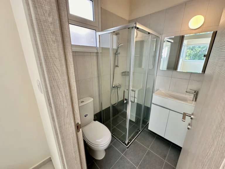 3 Bedroom House for Sale in Tombs Of the Kings, Paphos District
