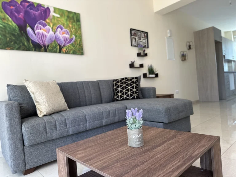 3 Bedroom House for Sale in Tombs Of the Kings, Paphos District