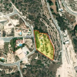 4,500m² Plot for Sale in Agios Tychonas, Limassol District