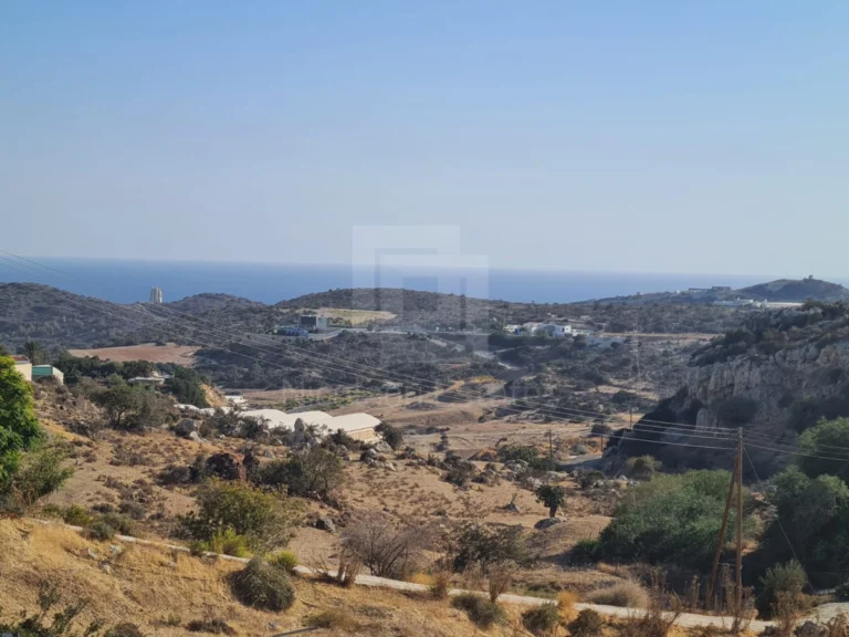 5 Bedroom House for Sale in Parekklisia, Limassol District