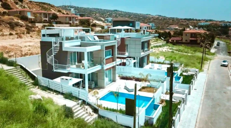 3 Bedroom House for Sale in Mouttagiaka, Limassol District