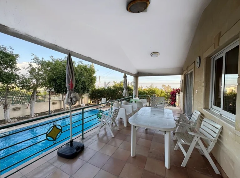 296m² House for Sale in Limassol – Mesa Geitonia