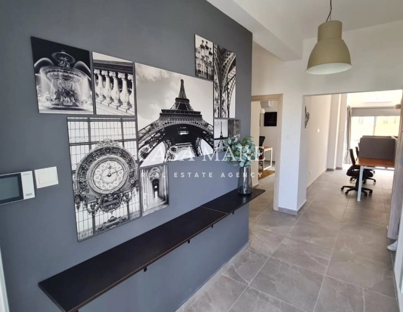85m² Office for Sale