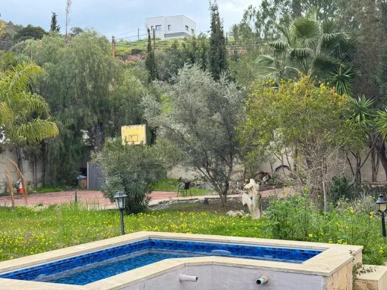 4 Bedroom House for Sale in Akrounta, Limassol District