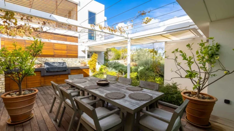4 Bedroom House for Sale in Tsada, Paphos District