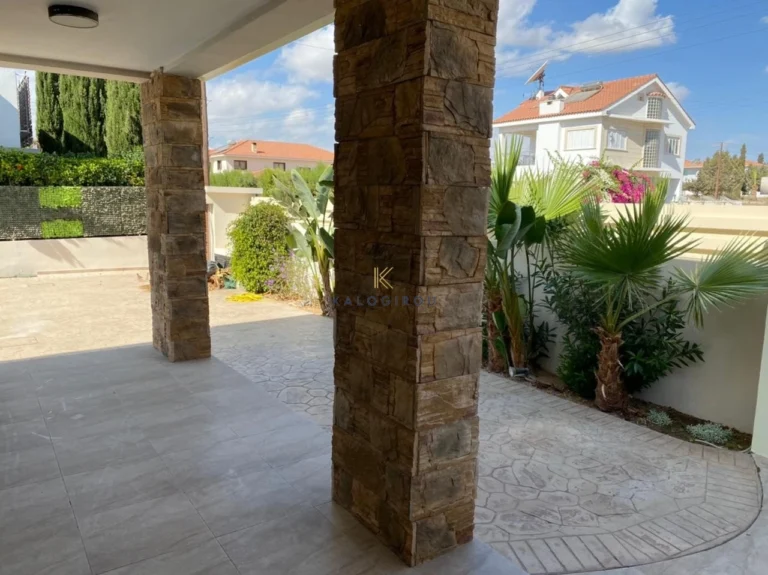 Cheap Houses and Villas for Sale Larnaca up to 500000 euro