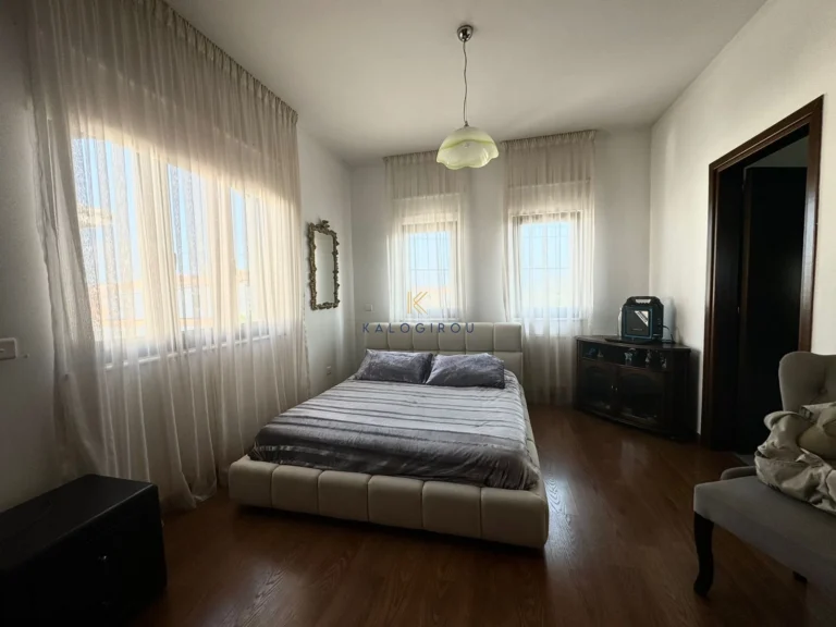 4 Bedroom House for Sale in Aradippou, Larnaca District