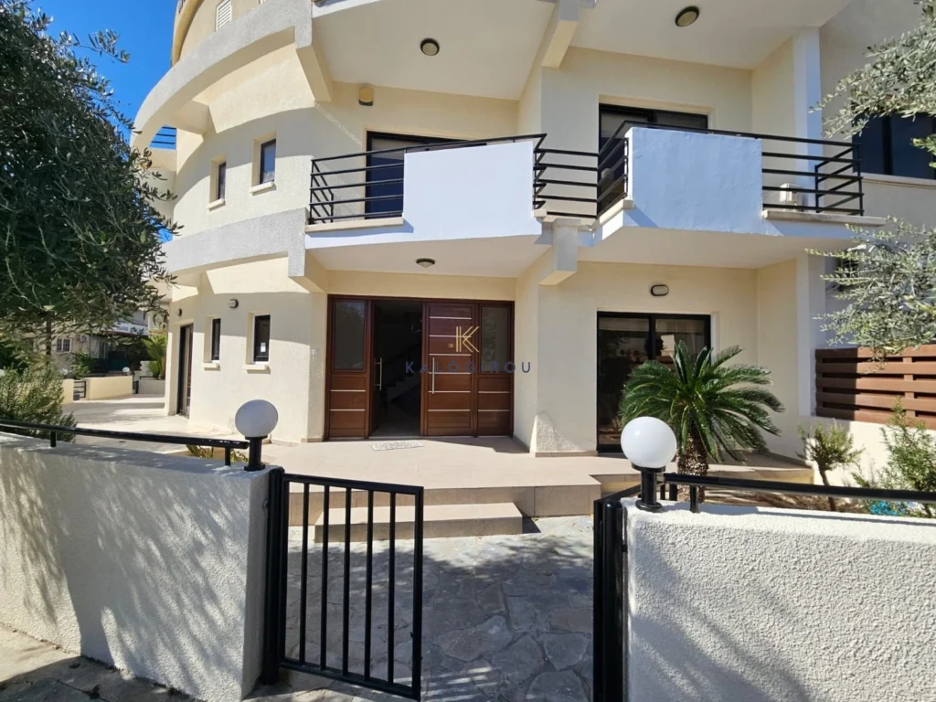 3 Bedroom Apartment for Sale in Larnaca District