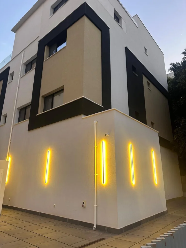 643m² Building for Sale in Limassol District
