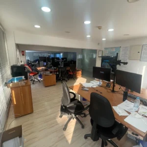 Здание площадью 970 м² в аренду в Лимассоле – Агиос Нектариос