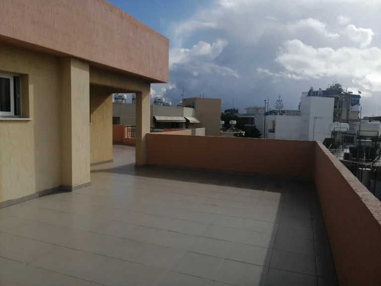 2 Bedroom Apartment for Sale in Limassol – Tsirion
